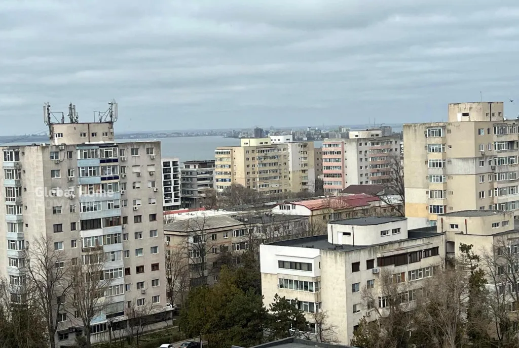 Proprietar apartament 2 camere Poarta 6