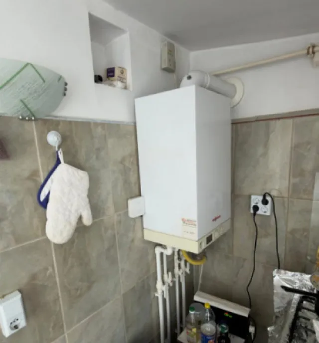 Apartament 2 camere de vanzare in zona Inel I