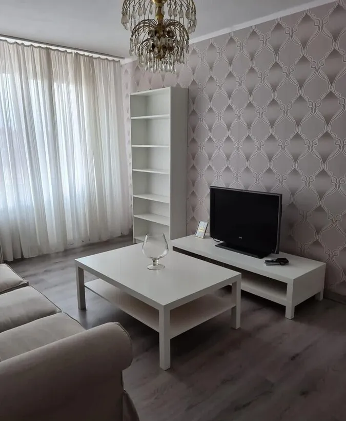 Metrou Sudului Sun Plaza 3 camere la cheie