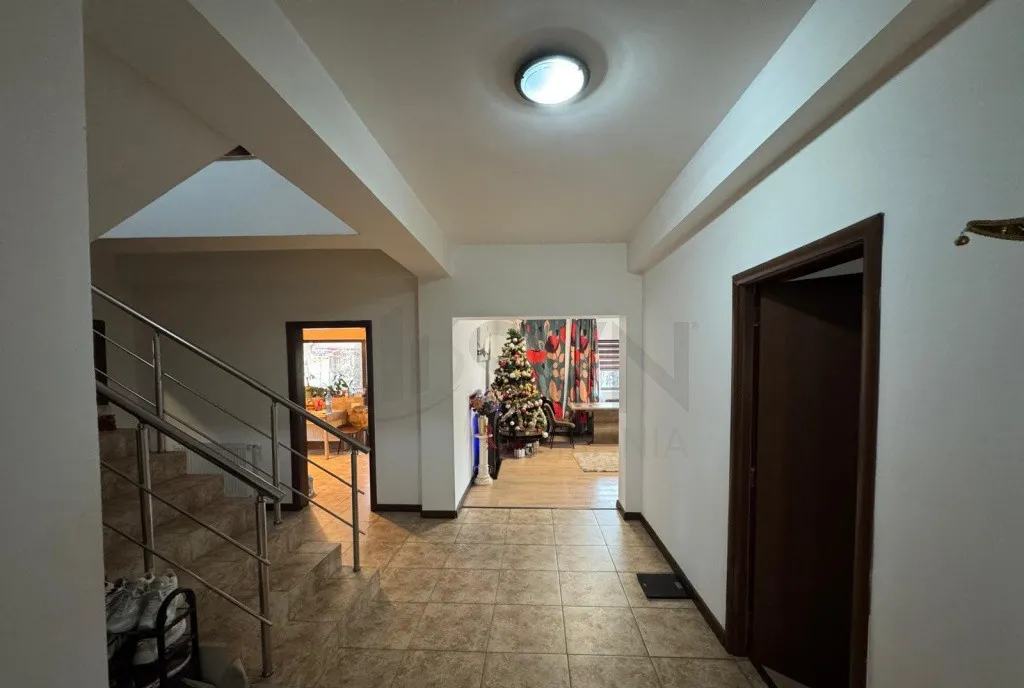 Vila 4 camere I Domnesti I Premium