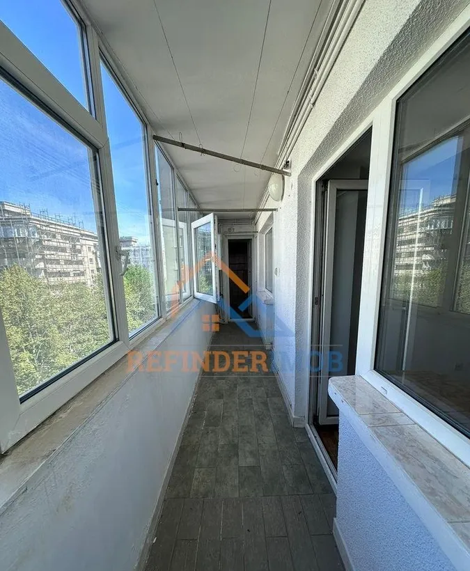 Decebal vanzare 4 camere 101 mp