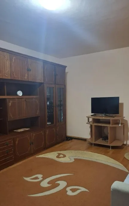 Inchiriez apartament cu 2 camere in Braila zona Bariera Catedrala