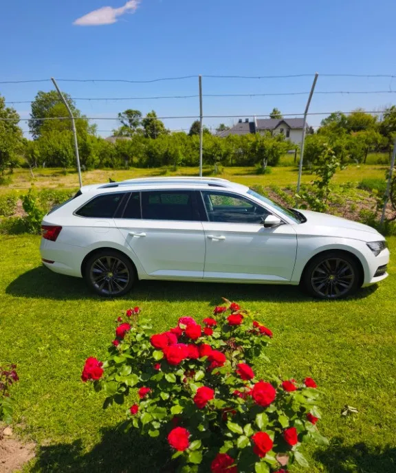 Skoda Superb 4x4 DSG 200 Cai 16 500 eur
