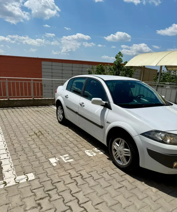 Renault megane 2 2 500 eur