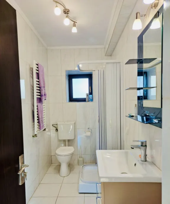 Vila superba Str Safirului la 2 min de Ghencea si 10 min M