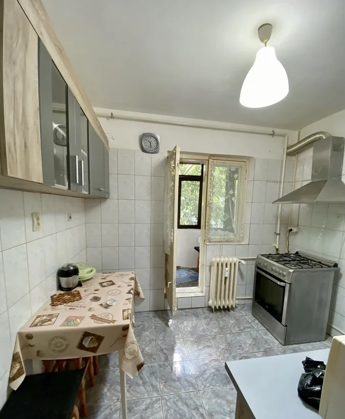 Militari zona Apusului bld Uverturii et 1/4 bloc 1980 2 bai