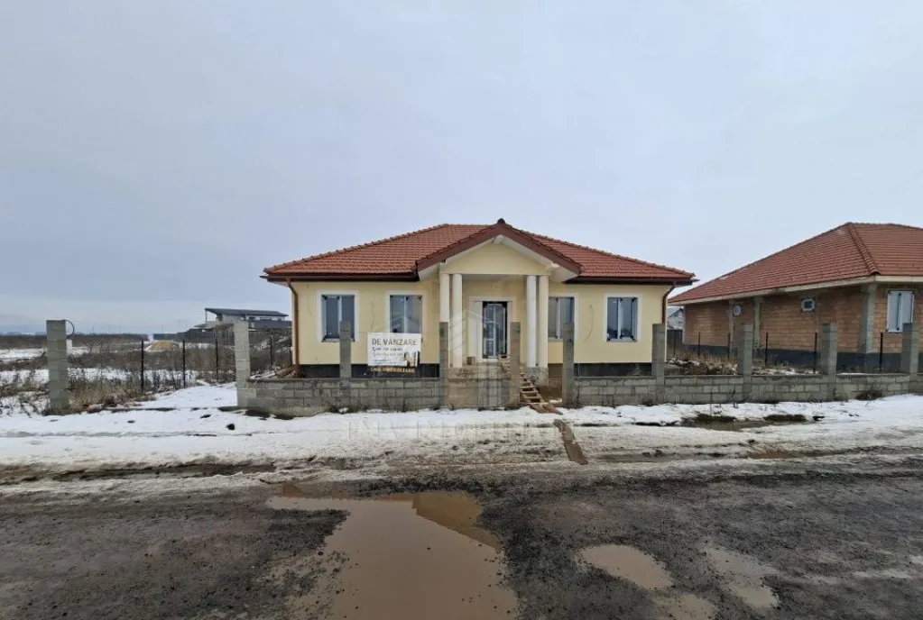 Casa 4 camere Sanpetru Brasov