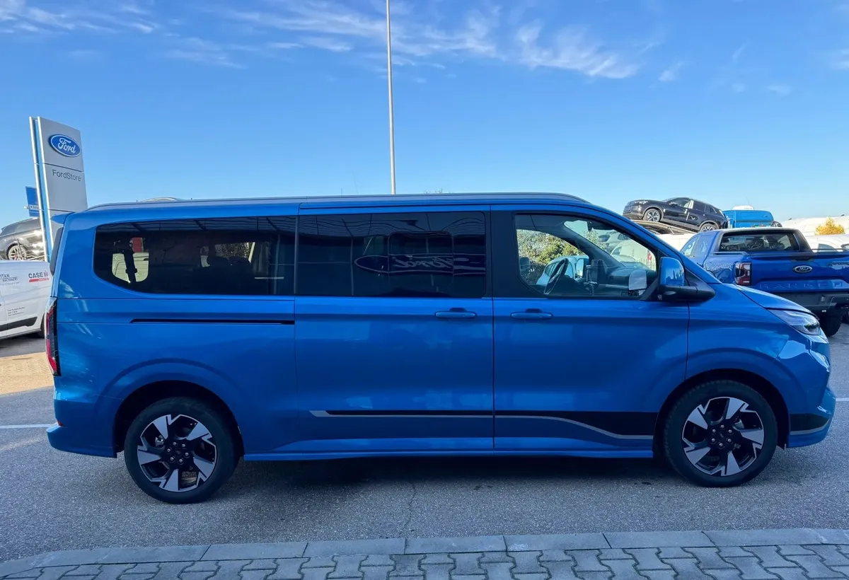 Ford Tourneo Custom