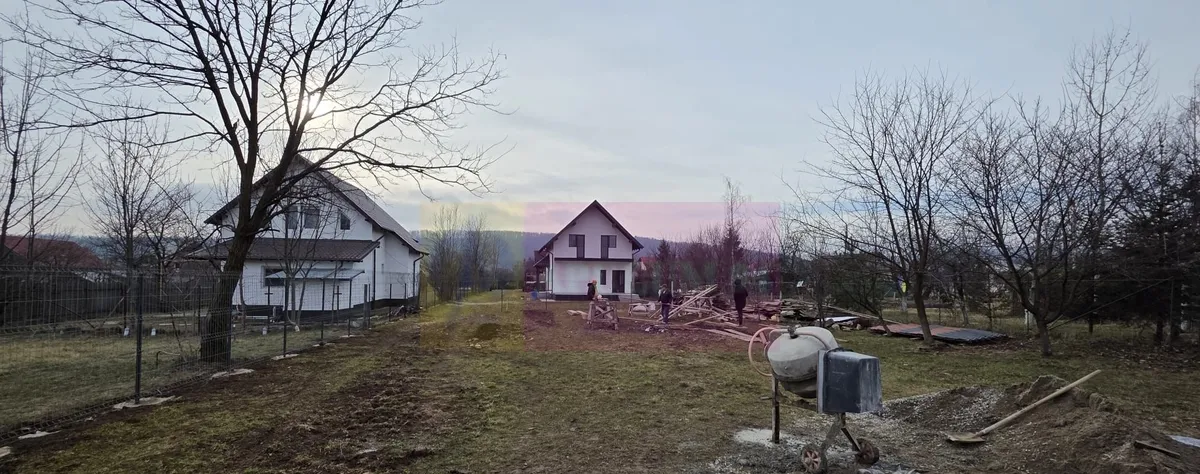 Vila de vanzare cu 4 camere in Brebu
