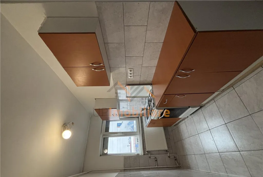 Apartament 2 camere rogerius loc de parcare oradea