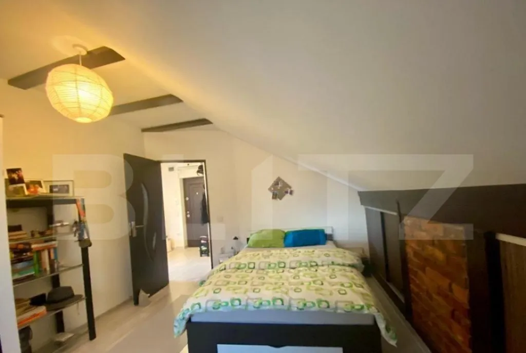 Apartament 4 camere 93 1 mp si terasa de 27