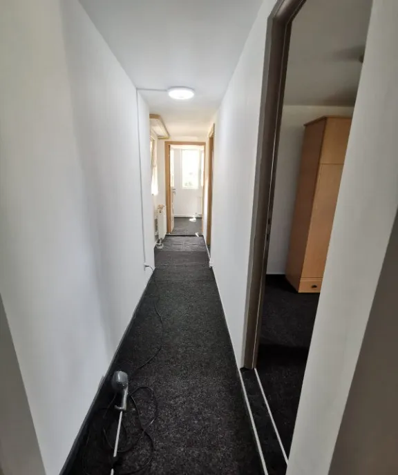 Inchiriez casa zona Aparatorii Patriei