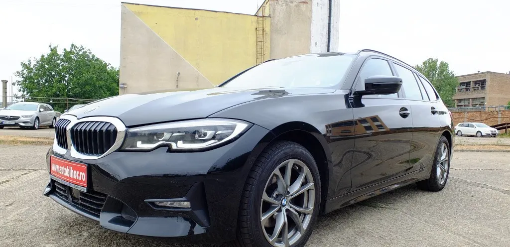 BMW Seria 3 320d Touring xDrive Aut Sport Line 19 690 eur