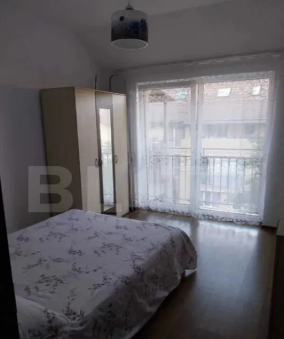 Apartament 2 camere 43 mp semidecomandat etaj intermediar