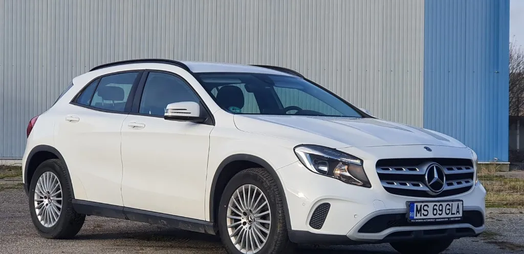 Mercedes-Benz GLA 20d STYLE line 2 2L CDI 7G Cutie AUTOMATA An 2019 160 000 KM 16 000 eur
