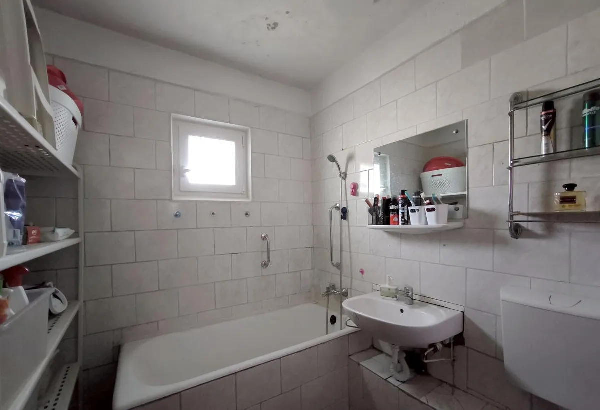 Militari Lujerului Virtutii apartament 3 camere 2 bai 78 mp bloc 1988