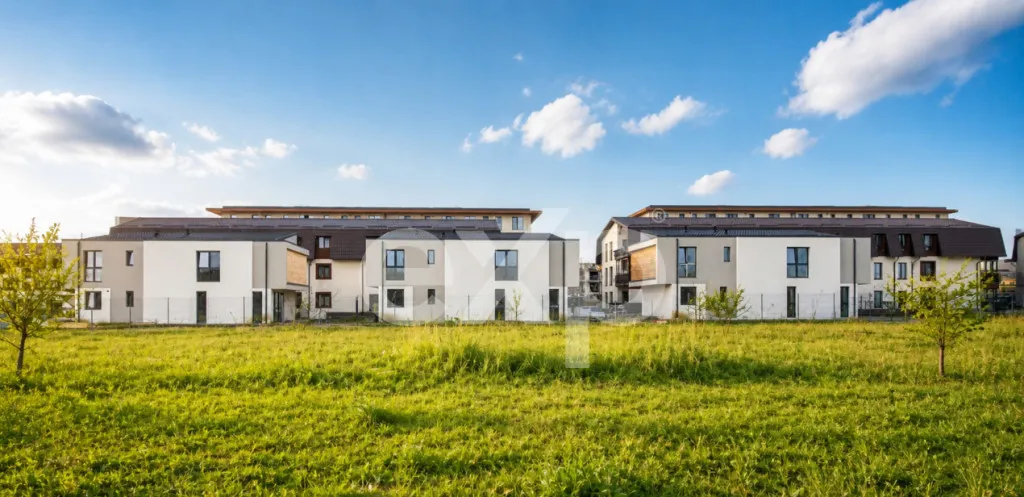 Casa noua curte 2 parcari Tractorul Brasov 363 0