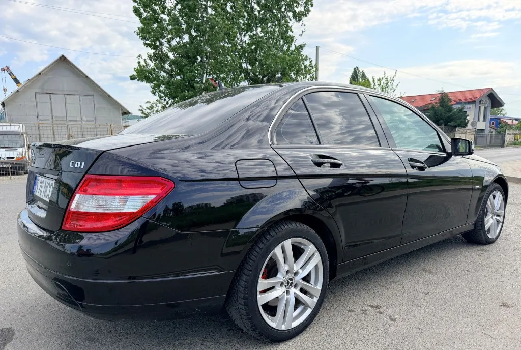 Mercedes Benz C-KLASSE 220 CDI 3 700 eur