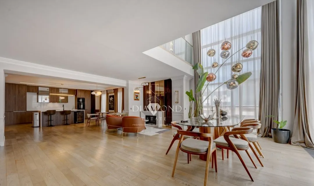 Apartament 4 camere 0 Comision Penthouse impresionant Priveliste de exceptie UpGround