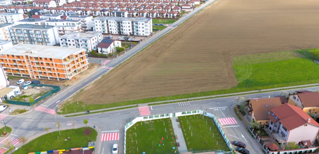 Apartament 2 Camere Decomandat Parc Moghioros
