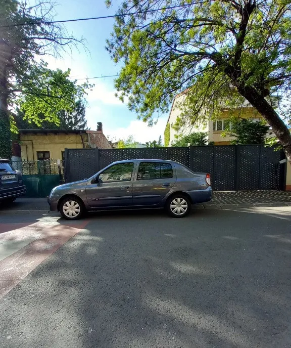 Renault Clio 2008 1 600 eur