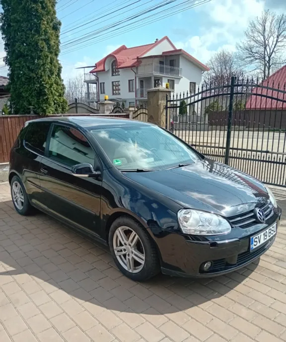 VW golf 5 benzna an 2007 2 250 eur