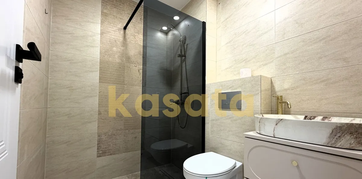 Cosmopolis 2 camere 45 mp parcare renovat total