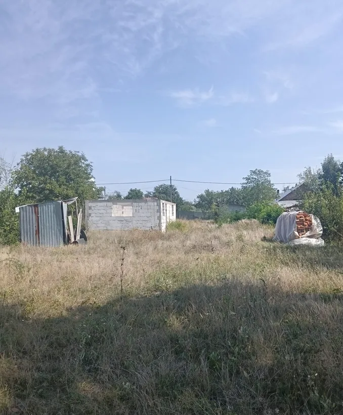 Teleorman vand teren cu casa inceputa