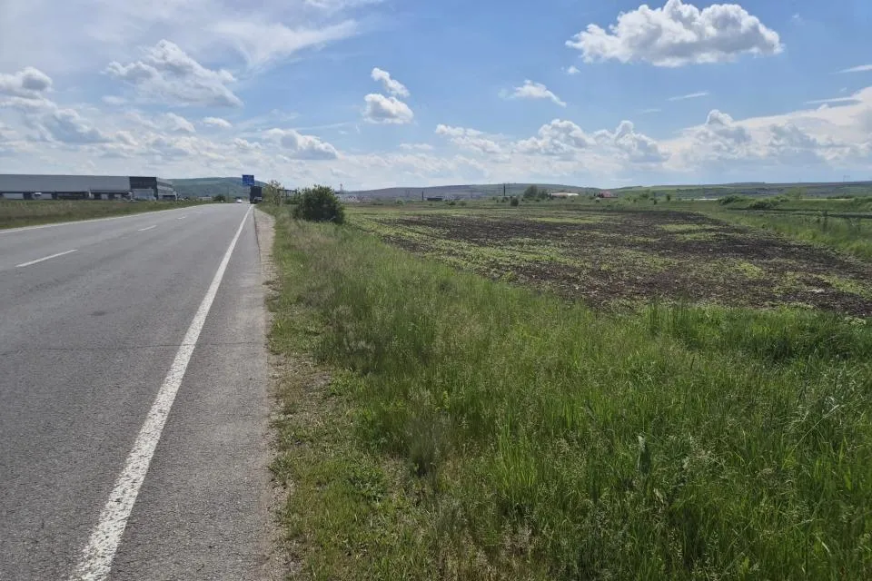 Teren intravilan Ungheni langa depozitul Hell