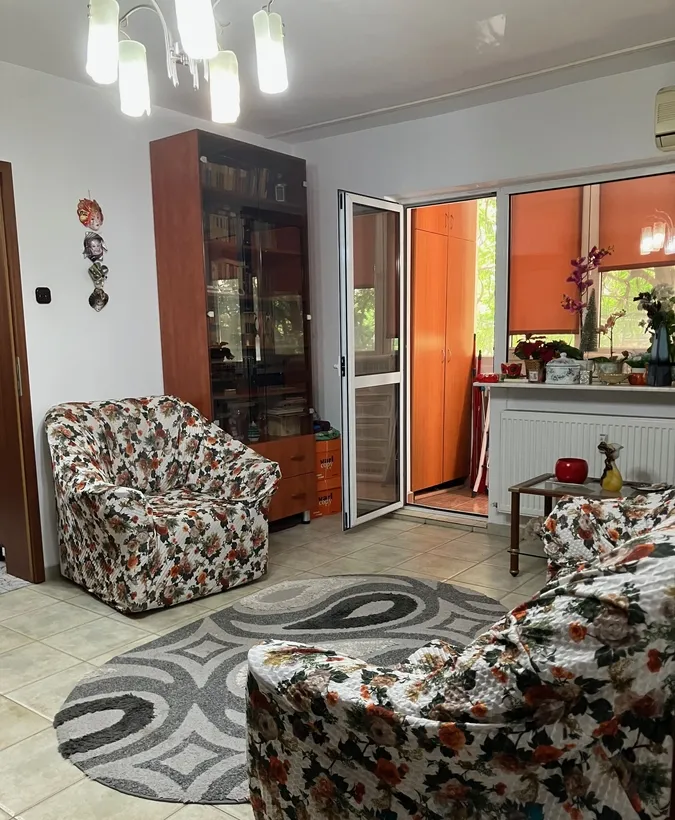 Stefan cel Mare Lizeanu 2 camere semidecomandat 3/10 2 ac 1 1