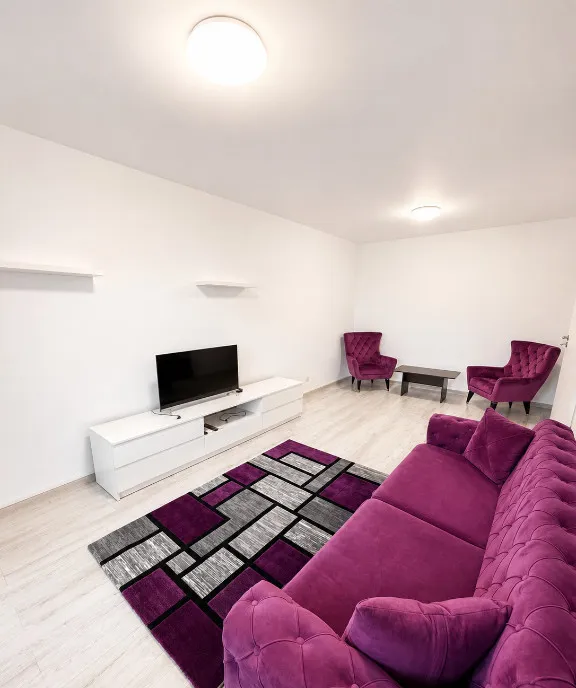 Vanzare apartament 3 camere mobilat complet parcare Bloc 2019 Est