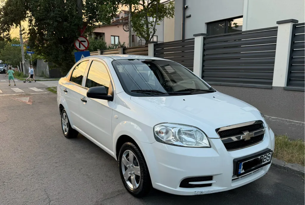 Chevrolet Aveo 1 2 Benzina bull 70 000 KM REALI bull AC bull CarVertical Verde 2 150 eur