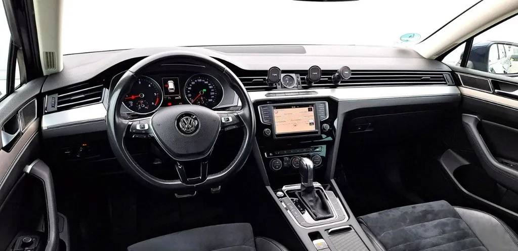 VW Passat B8 2 0 190 cp DSG Euro 6 HighLine 12 900 eur