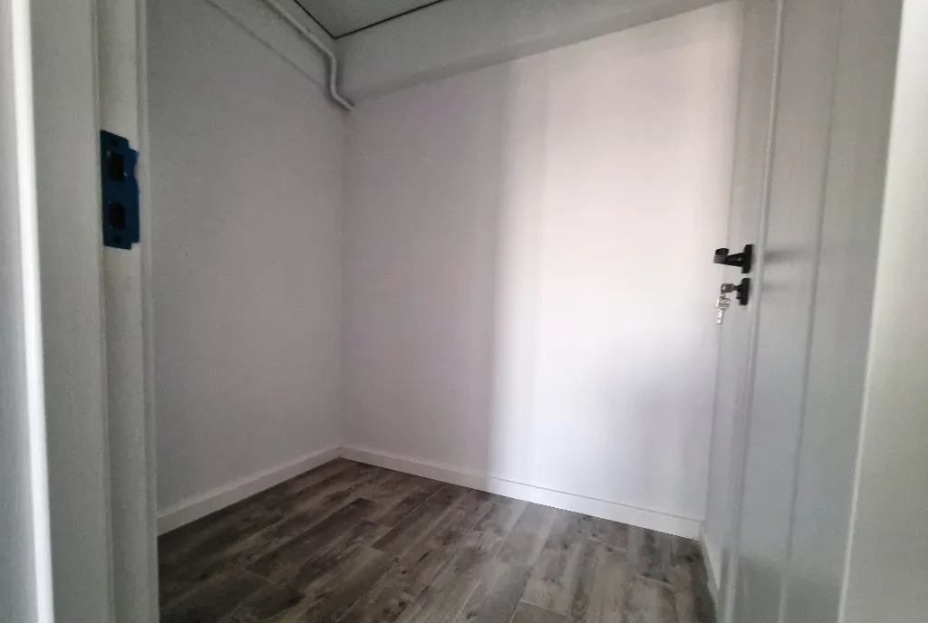 Adamant towers apartament 2 camere debara in curs de intabulare