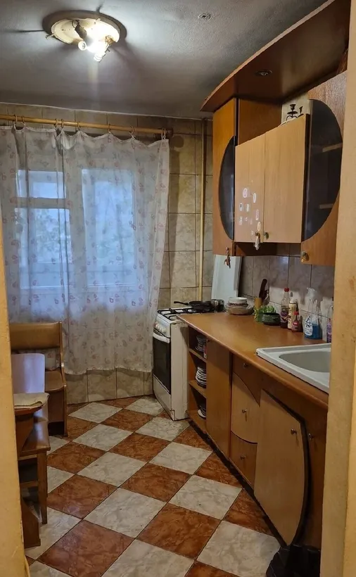 Dristor Fizicienilor Peny vanzare ap 3 cam dec