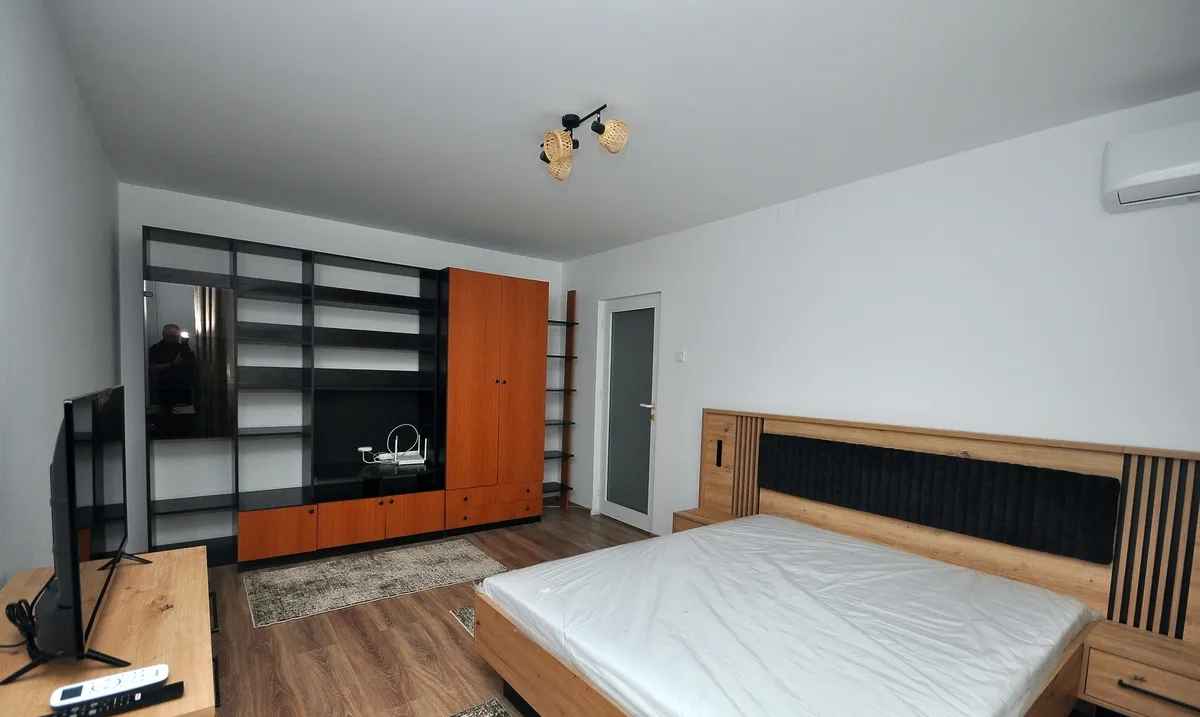 Drumul Taberei 5 minute metrou Raul Doamnei garsoniera renovata complet
