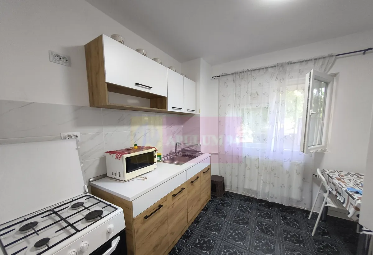 Apartament frumos langa Metrou M2 si Parc
