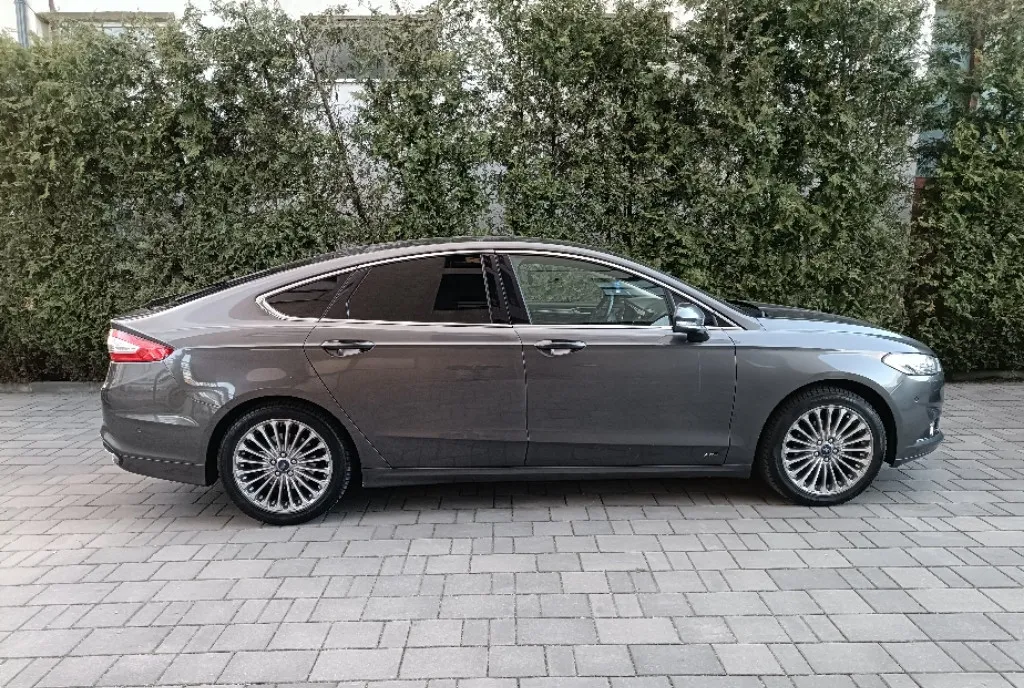 Ford Mondeo 2 0TDci Powershift AWD Titanium 11 500 eur