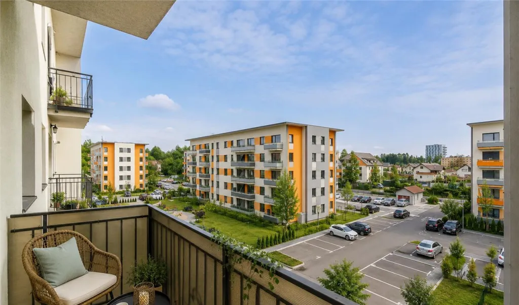 Apartament 2 camere decomandat luminos Rasnov Cartierul