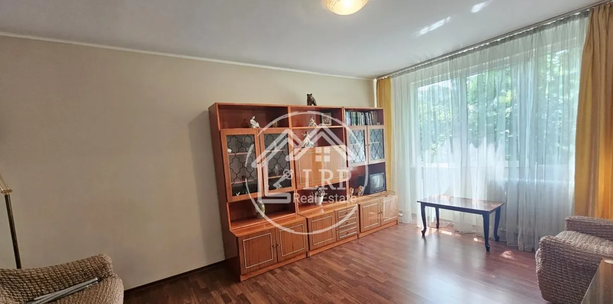 Brancoveanu Izvorul Crisului 3 camere decomandat mobilat si utilat