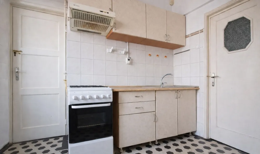Carol 1 apartament elegant cu proportii generoase si potential de redefinire