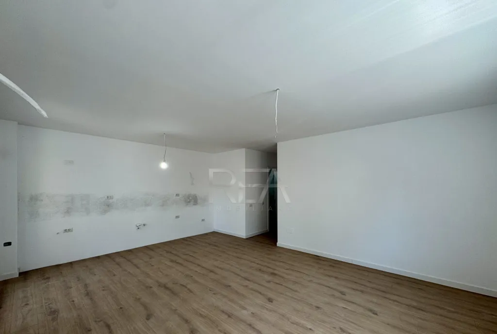 3 camere 2 bai la cheie bloc nZEB in Doamna Ghica