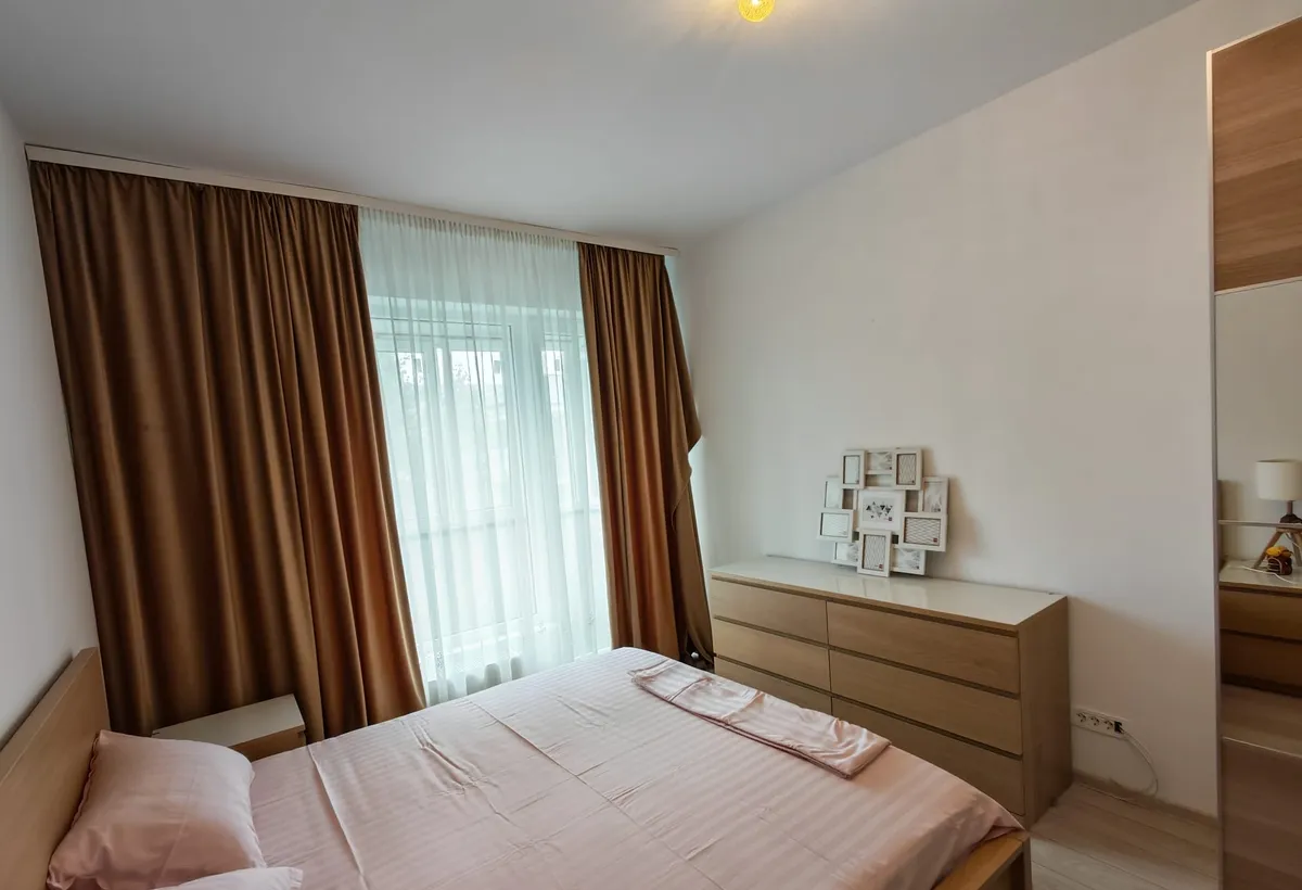 Apartament superb 2 camere Dim Leonida Parc Drm Fermei 7 9 min M