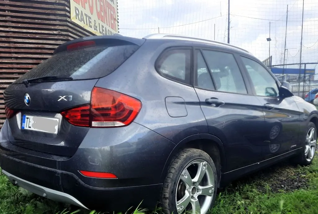 Bmw X1 SUV 2 0d 143cp xDrive Cutie Automata 2015 7 950 eur