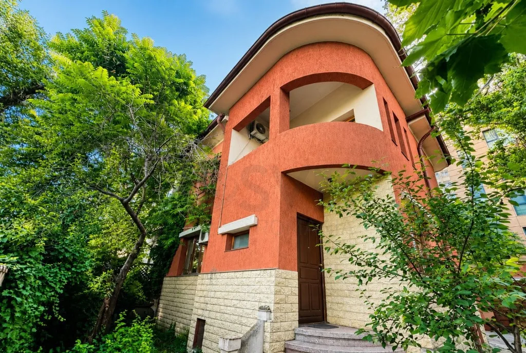 Apartament 3 Camere I Erou Iancu Nicolae