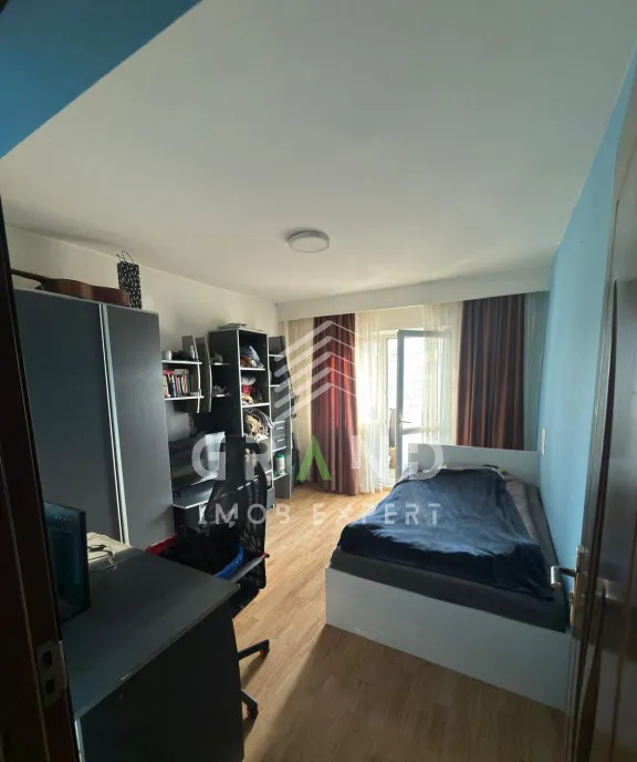 Ap 3 camere 2 bai balcon Zona Manastur Ion Mester