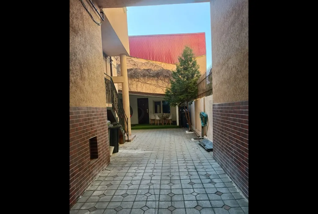 Decebal l ideal investitie l Vila 300 mp