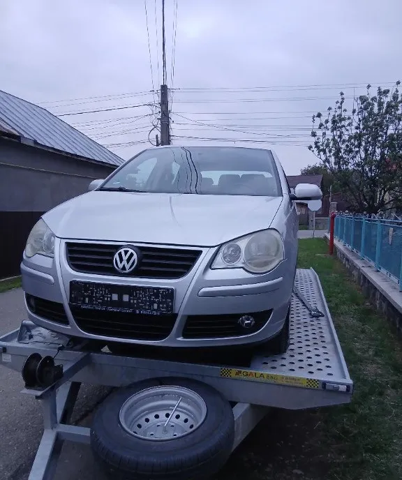 Volkswagen polo 1 2 an 2009 1 950 eur