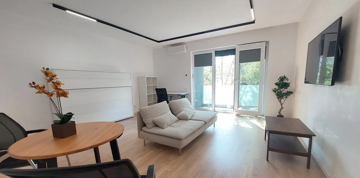 Aviatiei Studio modern spatios bloc boutique 800 m metrou