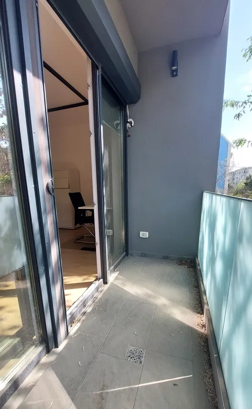 Aviatiei Studio modern spatios bloc boutique 800 m metrou